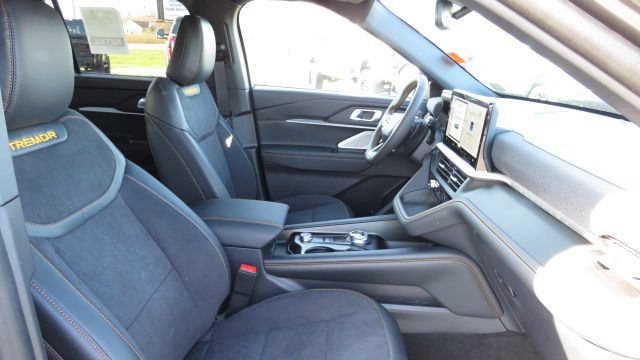New 2026 Ford Explorer Tremor w/ Tremor Ultimate Package AWD/4WD image 16