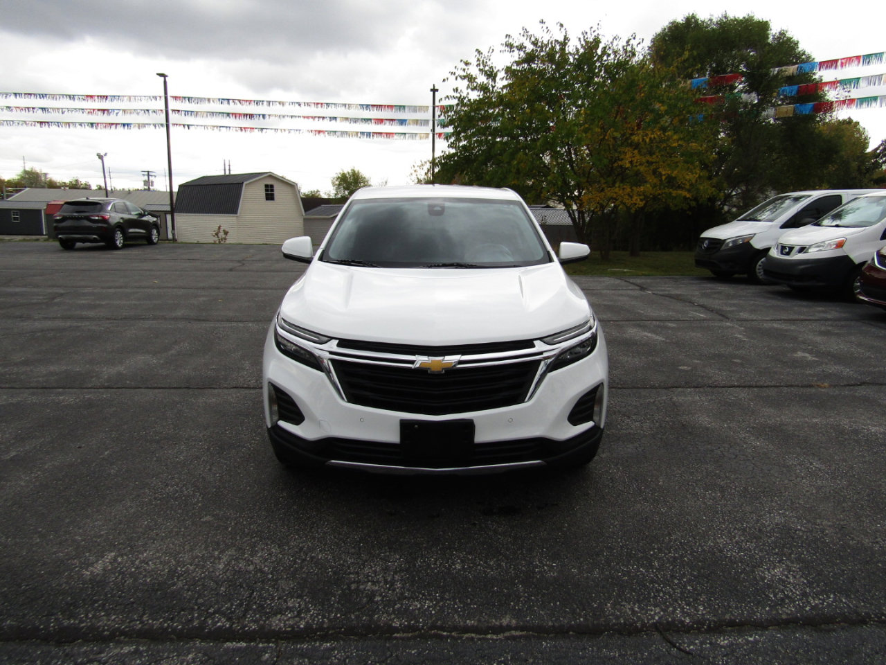 Used 2022 Chevrolet Equinox LT image 2