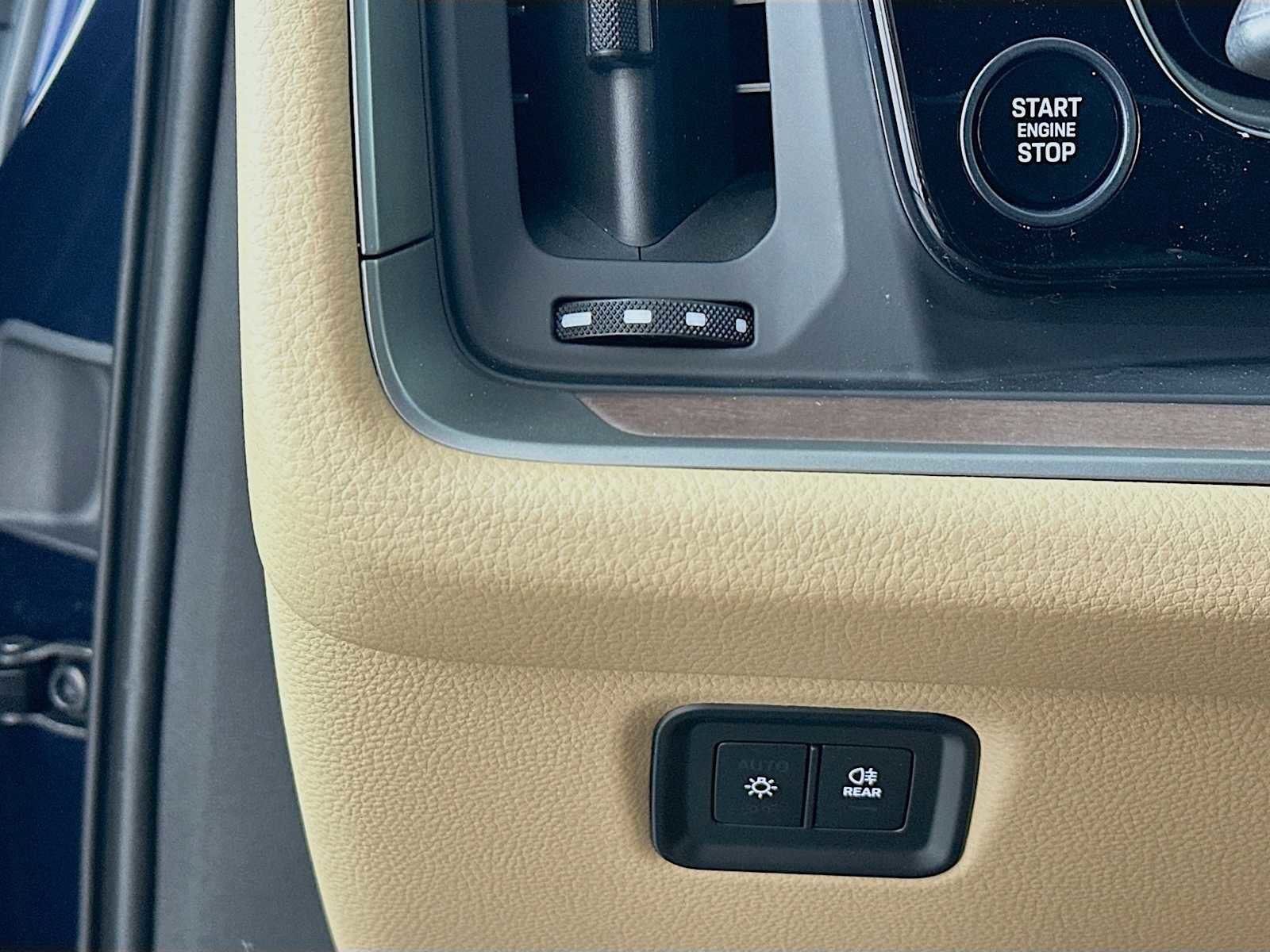 New 2026 Porsche Cayenne image 13