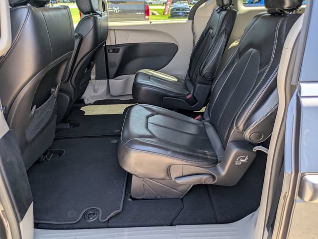 Used 2021 Chrysler Voyager Lxi FWD image 23