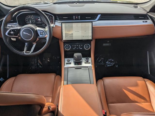 Used 2021 Jaguar F-PACE R-Dynamic S image 15