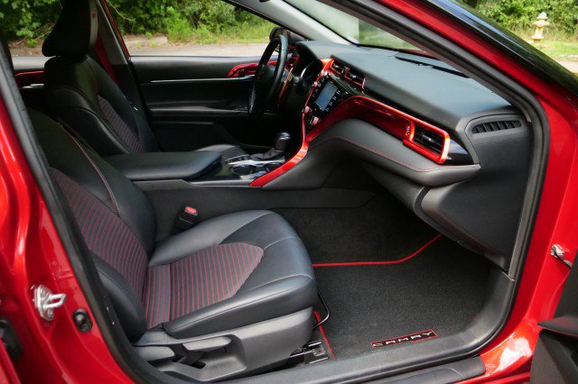 Used 2020 Toyota Camry TRD FWD image 33