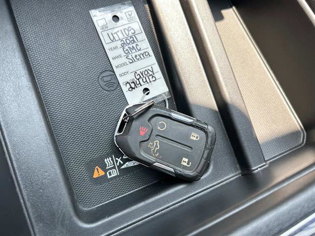 Certified 2021 GMC Sierra 1500 AT4 w/ AT4 Value Package image 38