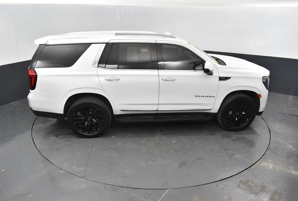 Used 2023 GMC Yukon SLT w/ SLT Luxury Package AWD/4WD image 31