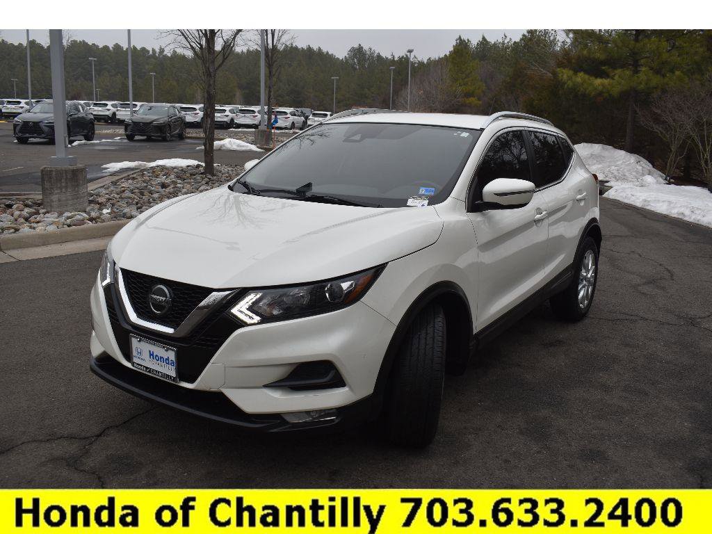 Used 2021 Nissan Rogue Sport SV image 3