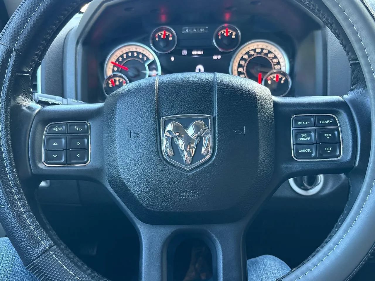 Used 2017 RAM 1500 Big Horn AWD/4WD image 37