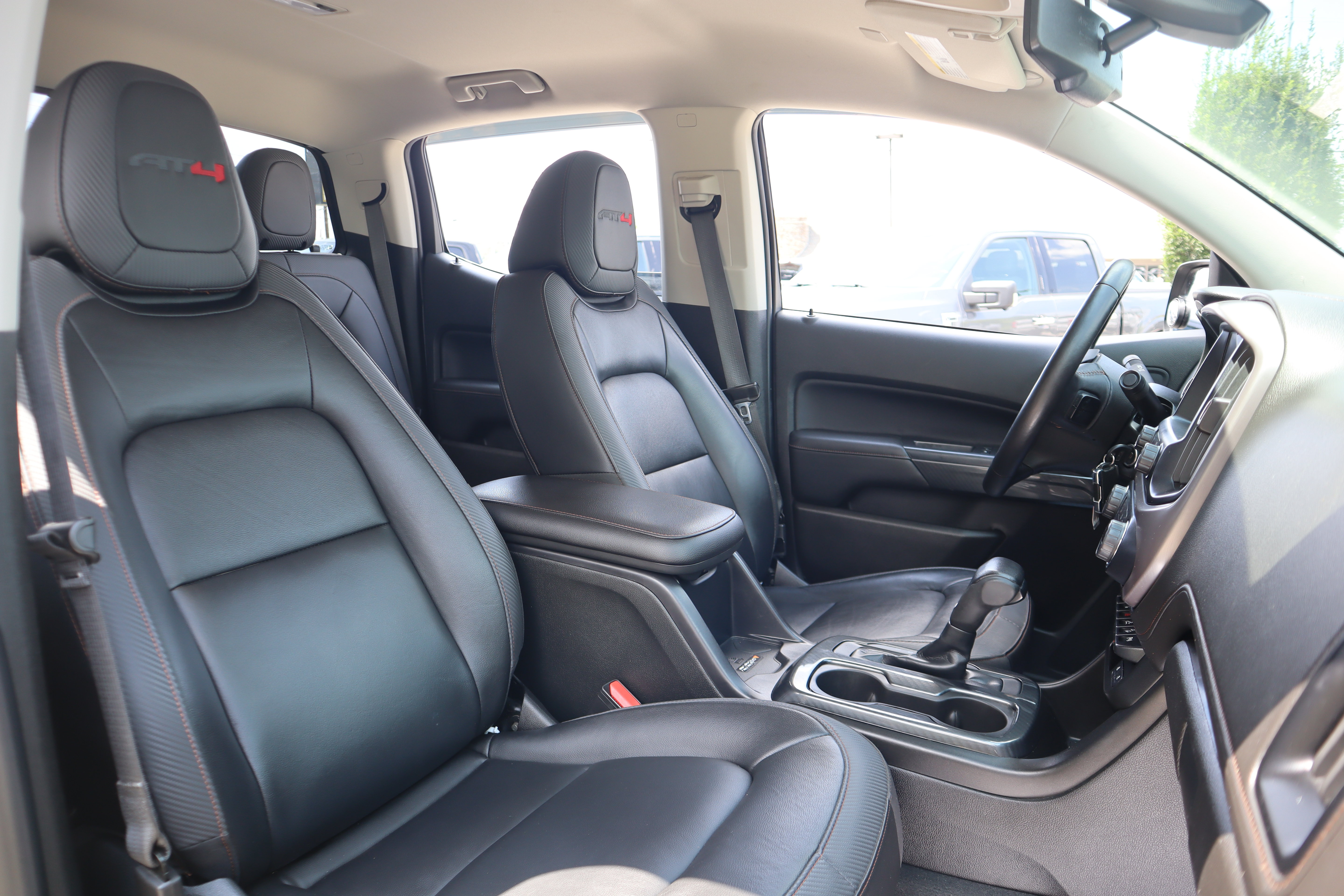 Used 2021 GMC Canyon AT4 AWD/4WD image 31