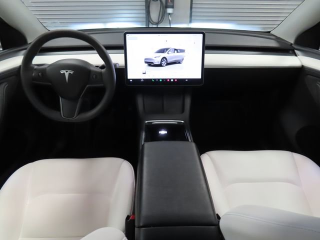 Used 2024 Tesla Model Y Long Range AWD/4WD image 21