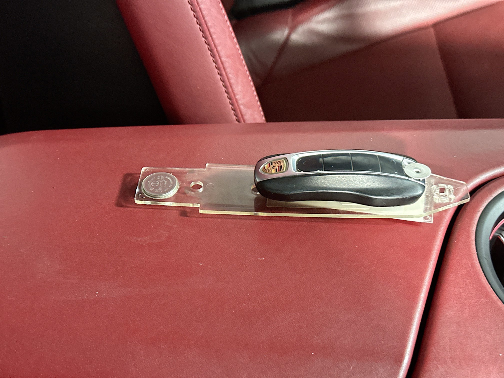 Used 2020 Porsche Taycan 4S AWD/4WD image 33