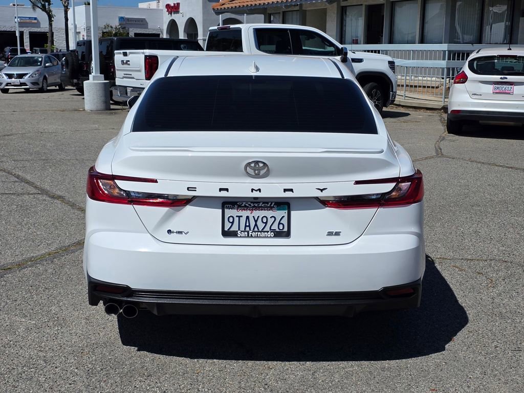 Used 2025 Toyota Camry SE FWD image 7
