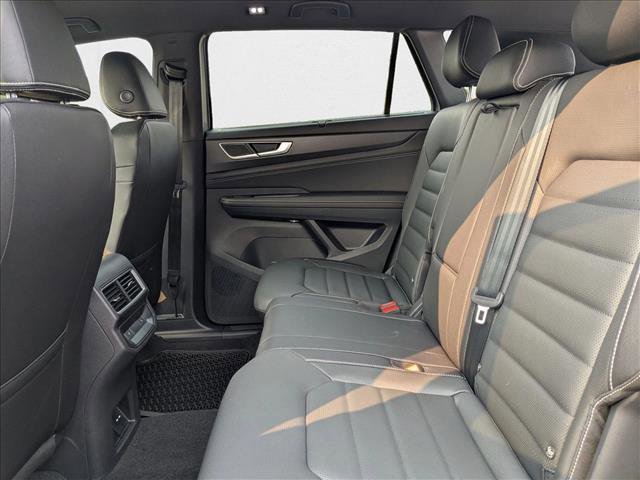 New 2026 Volkswagen Atlas Cross Sport SEL image 17