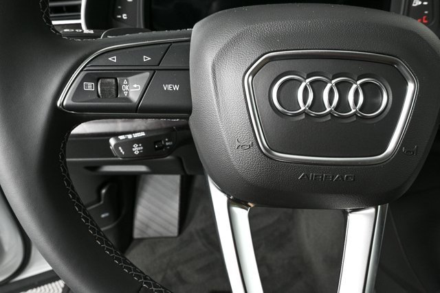 New 2025 Audi Q8 Premium image 9