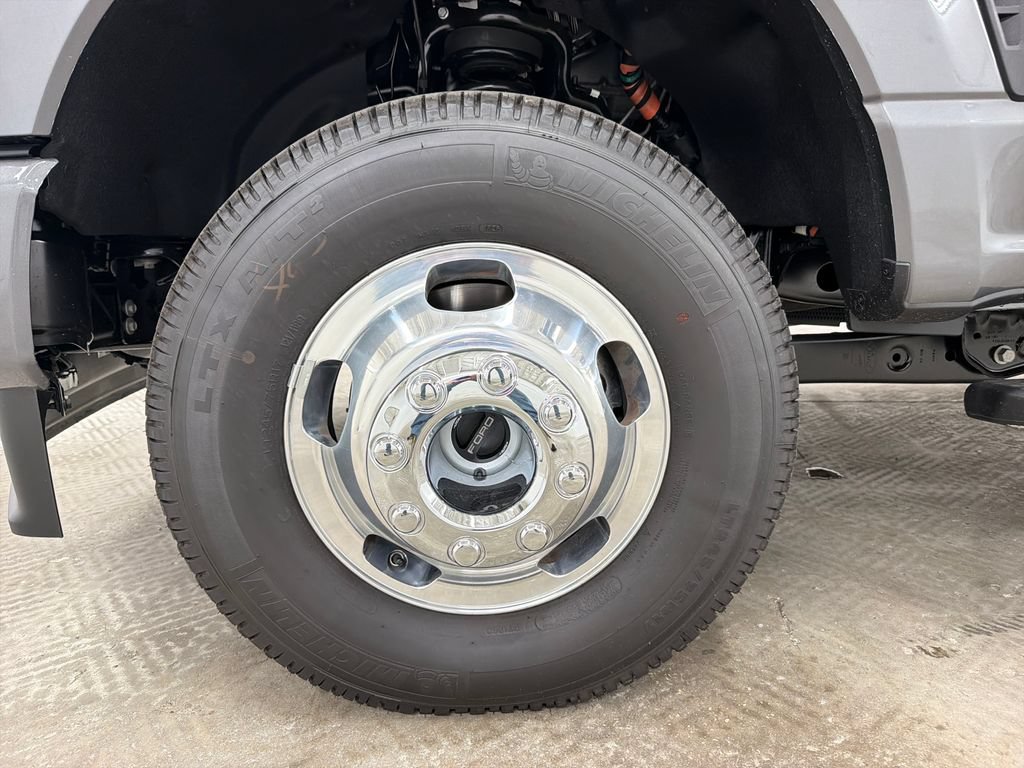 New 2026 Ford F350 XL w/ STX Appearance Package AWD/4WD image 11