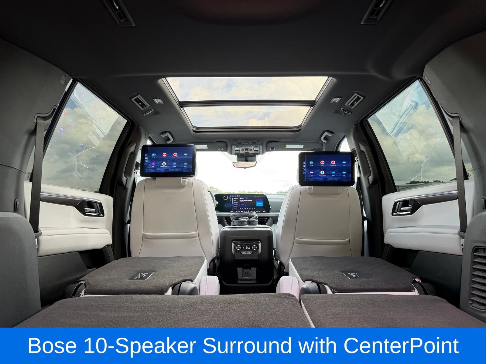 Used 2025 Chevrolet Suburban Premier AWD/4WD image 40