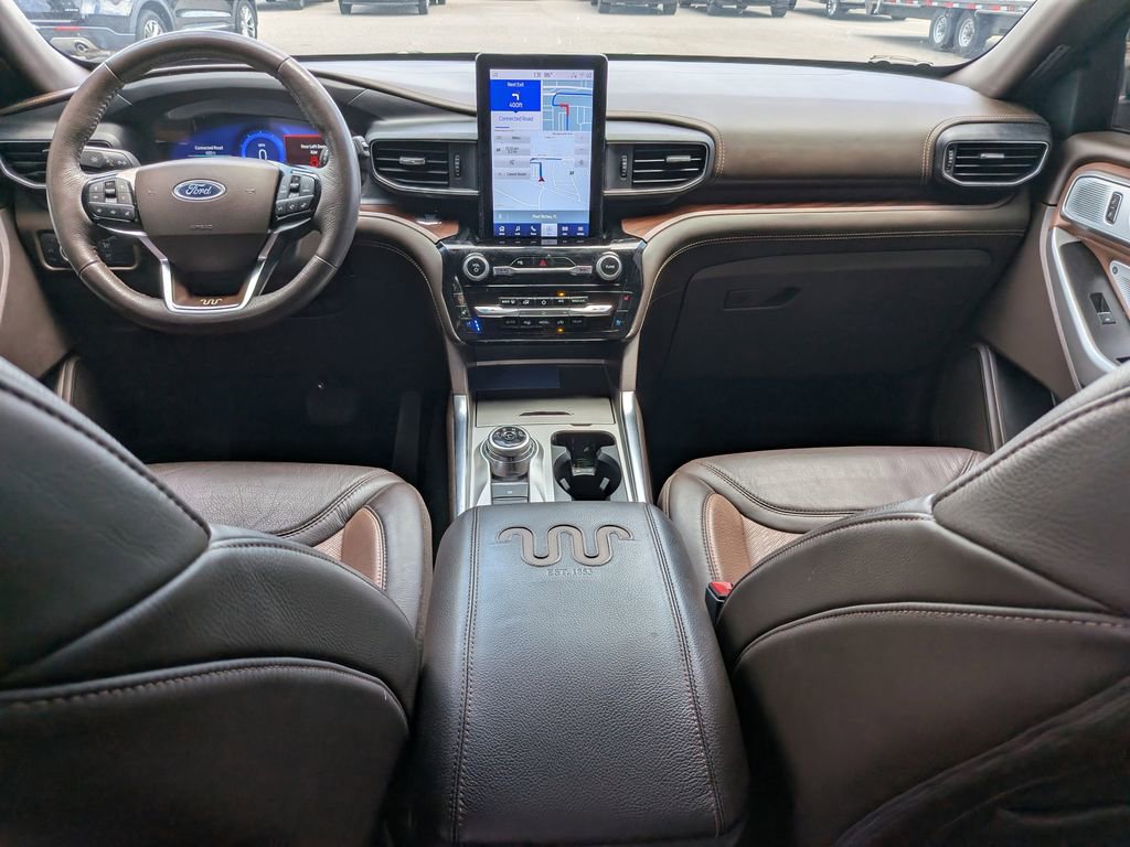 Certified 2024 Ford Explorer King Ranch w/ Technology Package RWD image 14