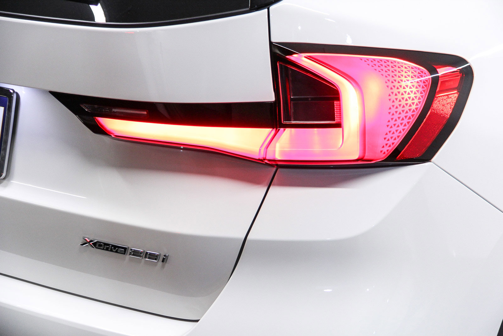 Certified 2023 BMW X1 xDrive28i AWD/4WD image 7