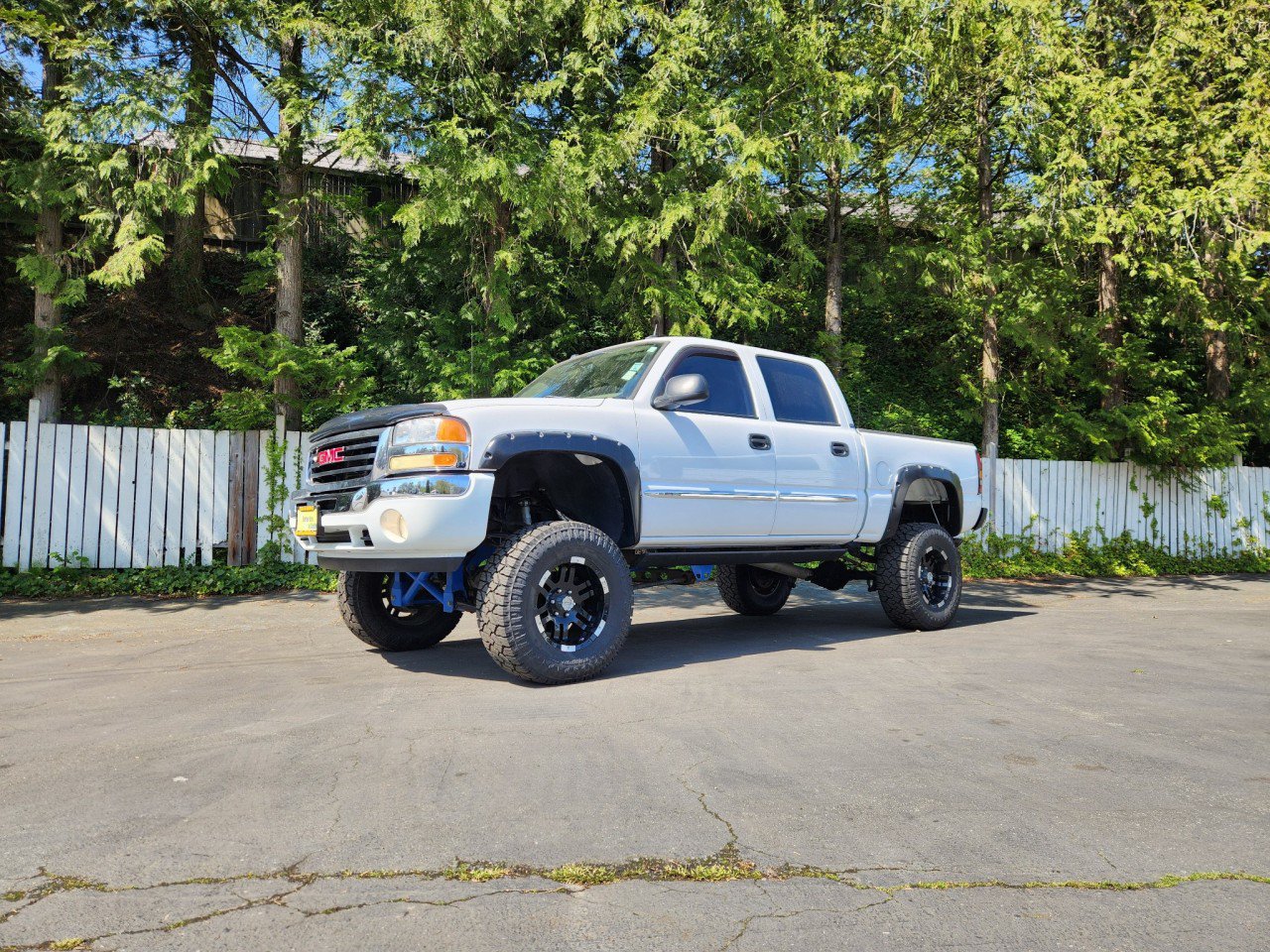 Used 2005 GMC Sierra 1500 SLT w/ Light Duty Power Package AWD/4WD image 17