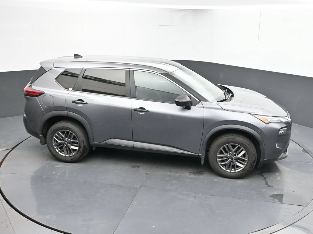 Used 2023 Nissan Rogue S AWD/4WD image 24