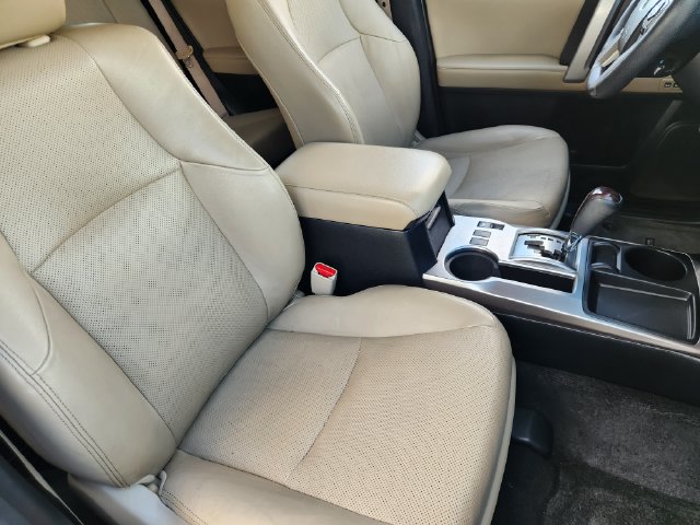Used 2017 Toyota 4Runner Limited RWD image 10