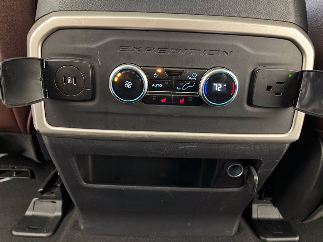 Used 2024 Ford Expedition Limited RWD image 46
