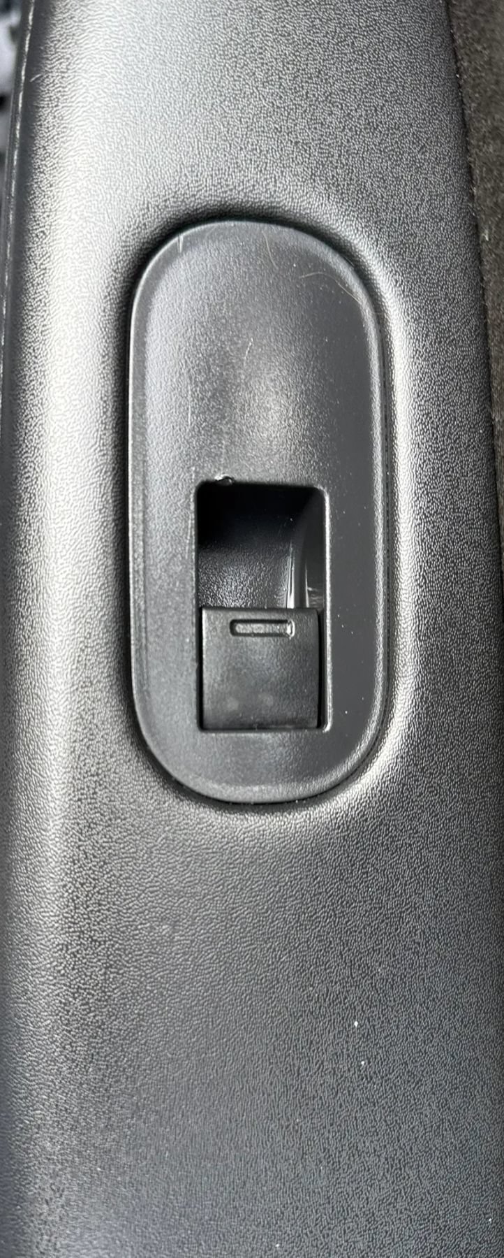 Used 2016 Honda HR-V LX image 34