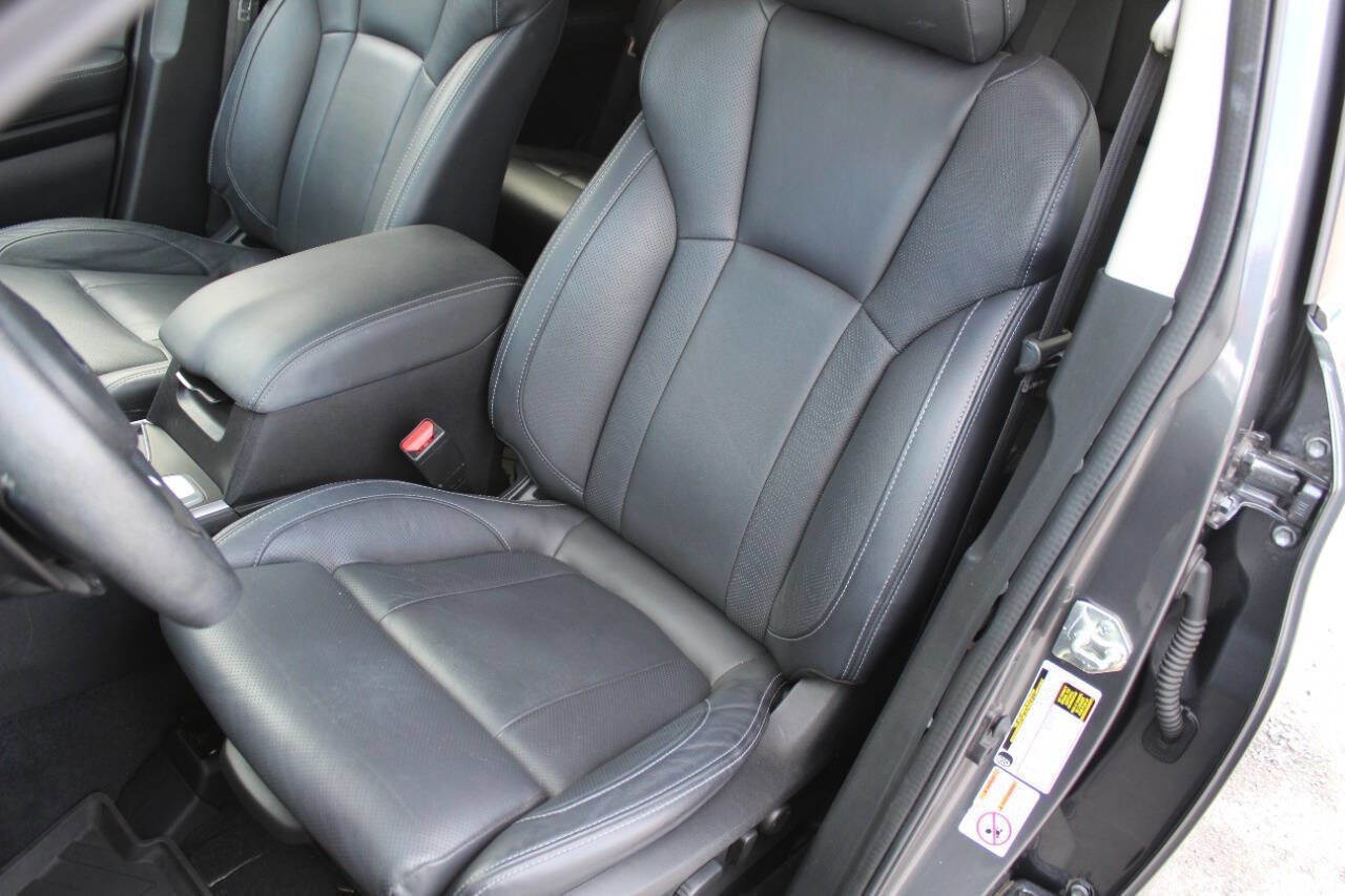 Used 2020 Subaru Ascent Limited image 3