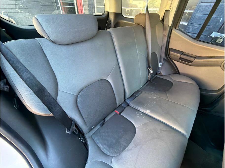 Used 2011 Nissan Xterra S AWD/4WD image 18