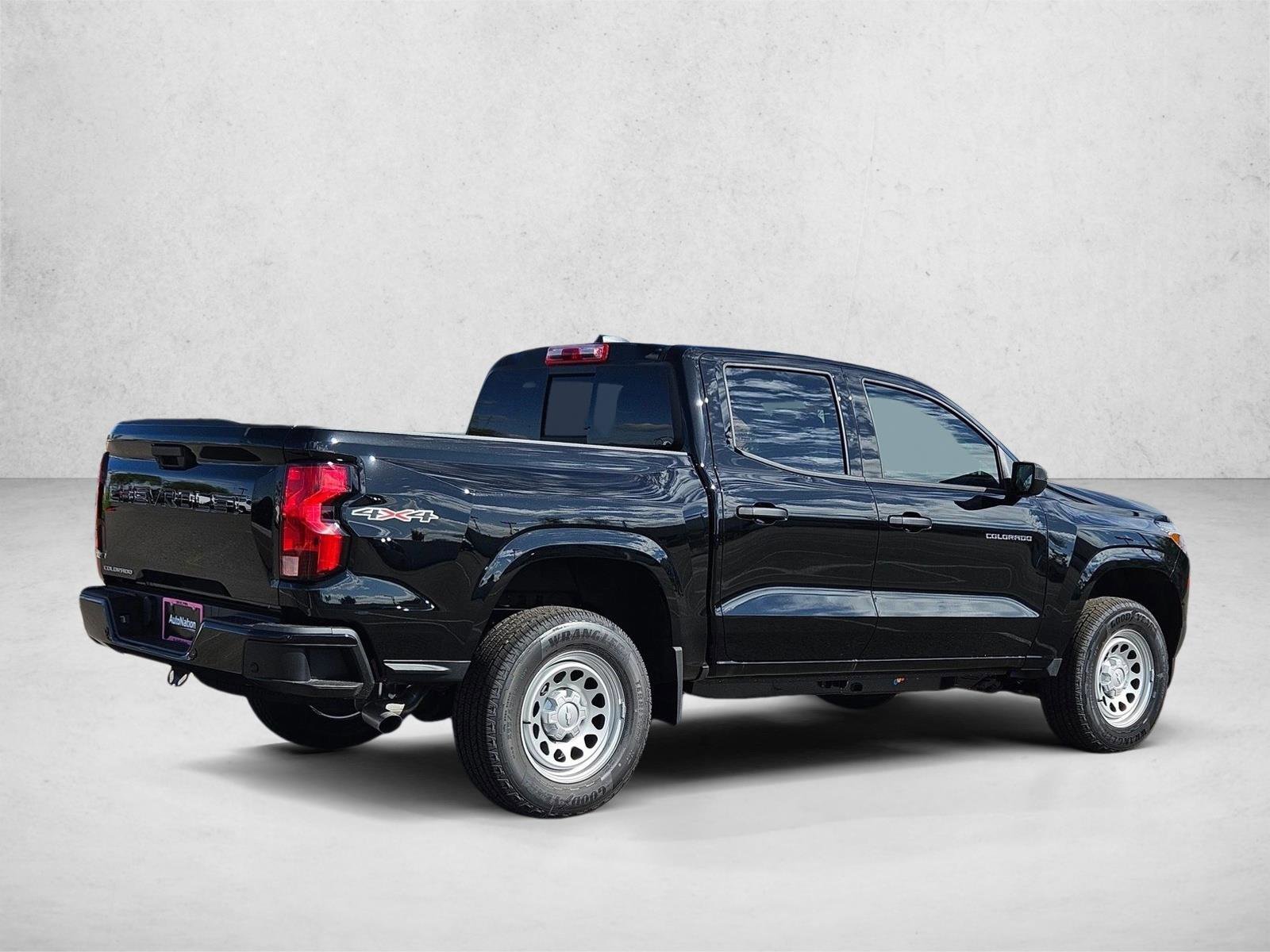 New 2026 Chevrolet Colorado W/T AWD/4WD image 2
