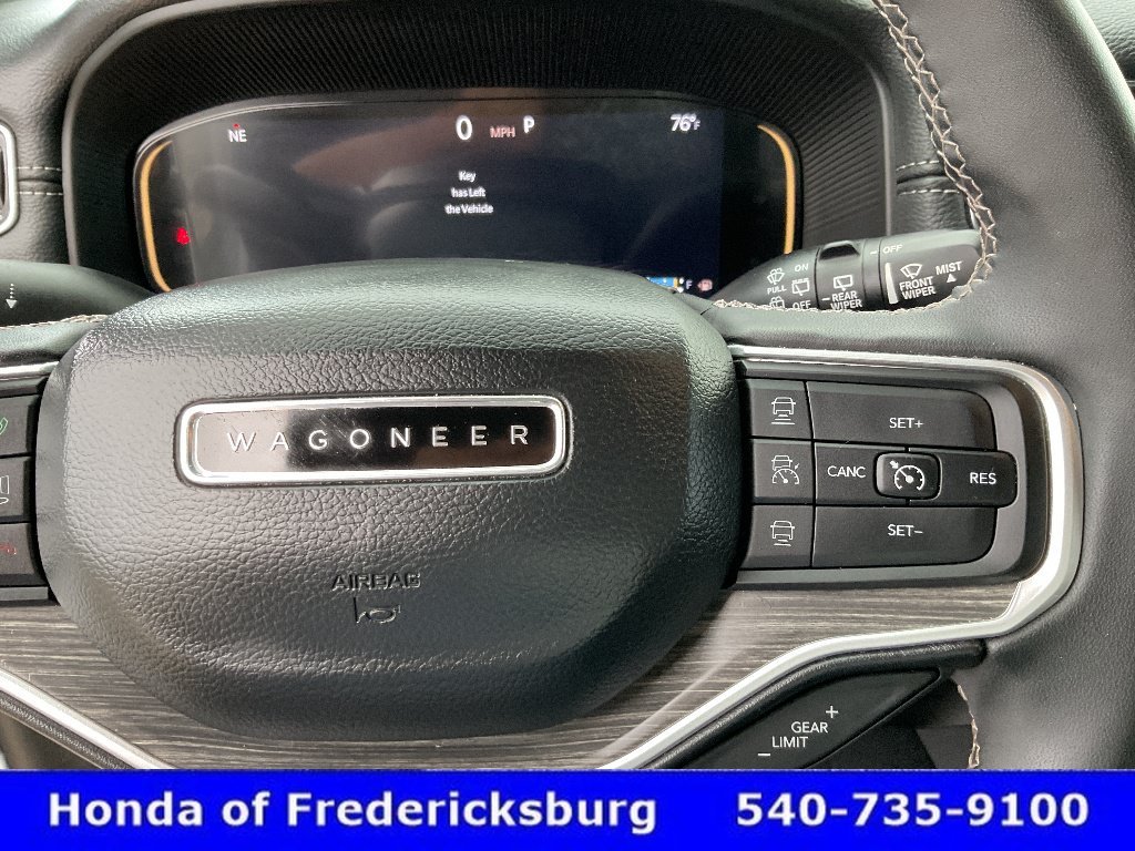Used 2024 Jeep Wagoneer Series II w/ Flexible Seating Group AWD/4WD image 38