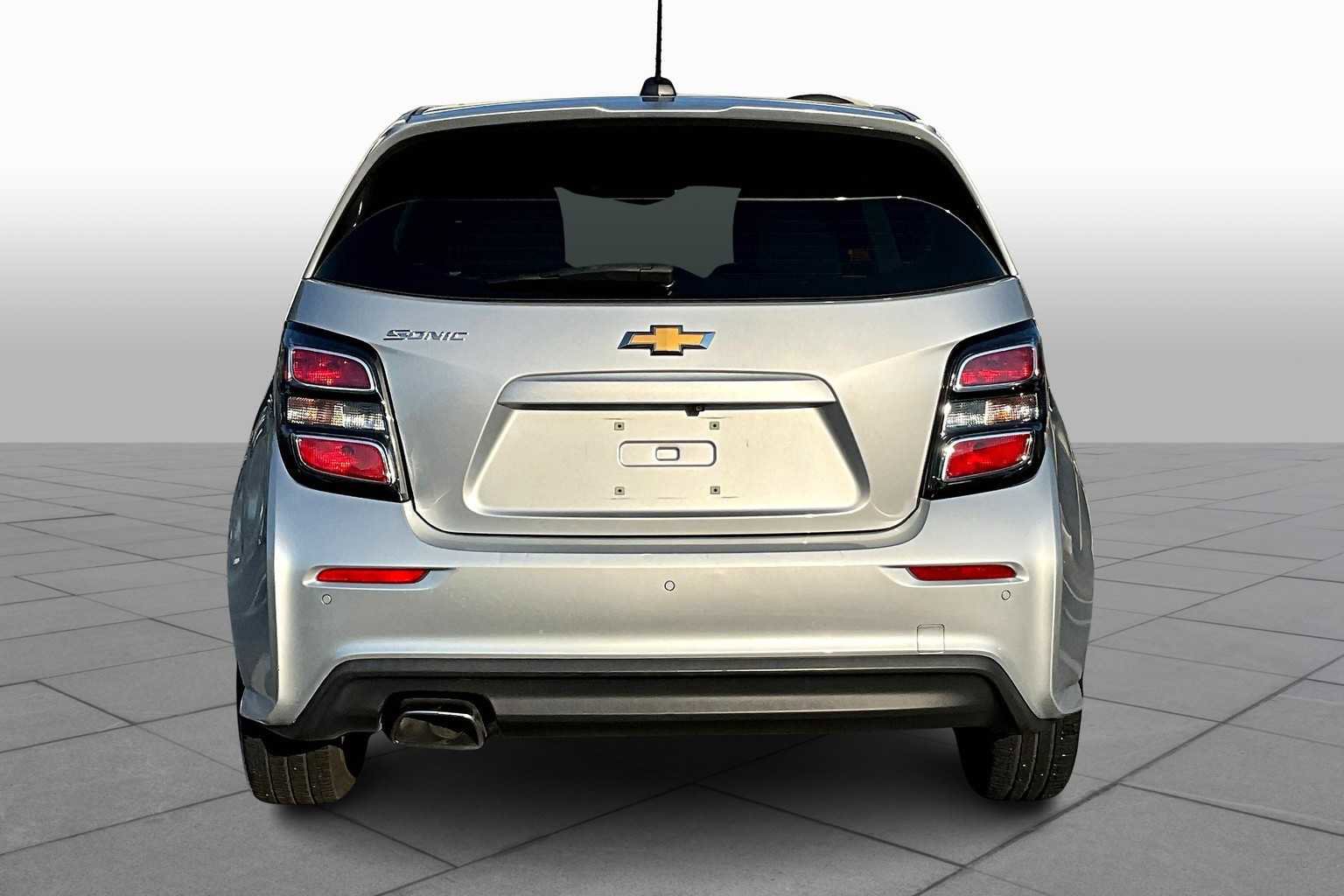 Used 2020 Chevrolet Sonic LT image 4