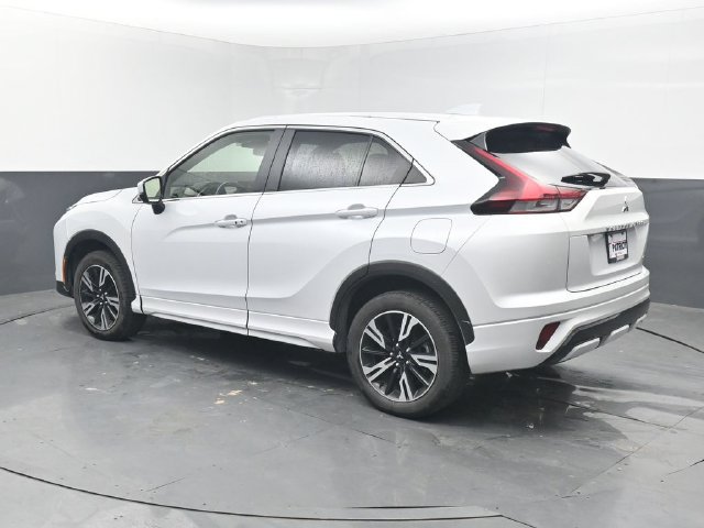 Used 2024 Mitsubishi Eclipse Cross SEL AWD/4WD image 3