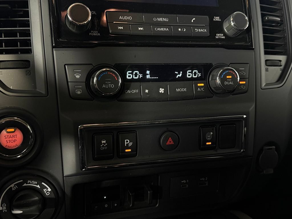 Used 2024 Nissan Titan SV w/ SV Convenience Package AWD/4WD image 20