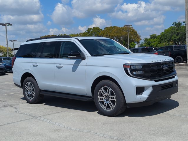 New 2026 Ford Expedition Active RWD image 7