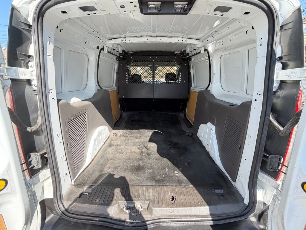 Used 2021 Ford Transit Connect XLT FWD image 14