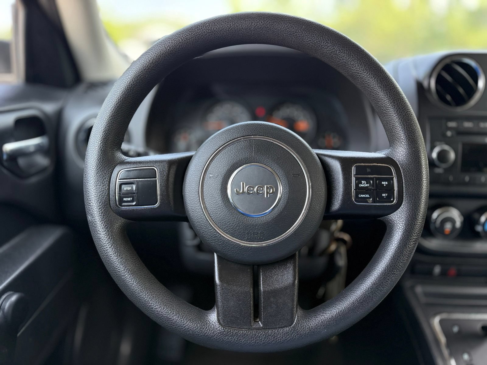 Used 2015 Jeep Patriot Sport FWD image 24