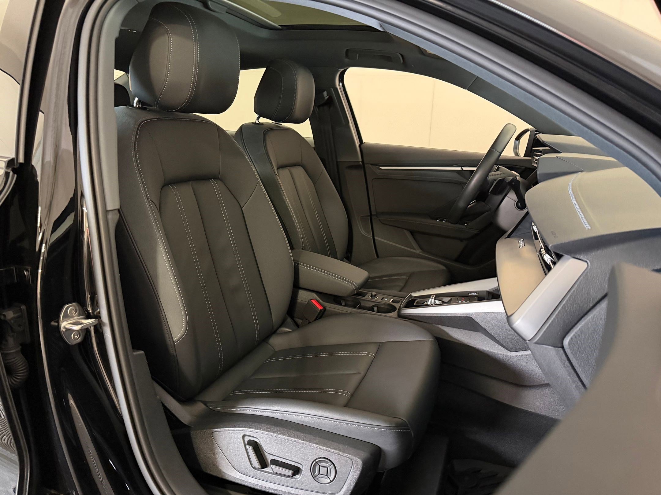 Certified 2024 Audi A3 2.0T Premium w/ Convenience Package AWD/4WD image 33