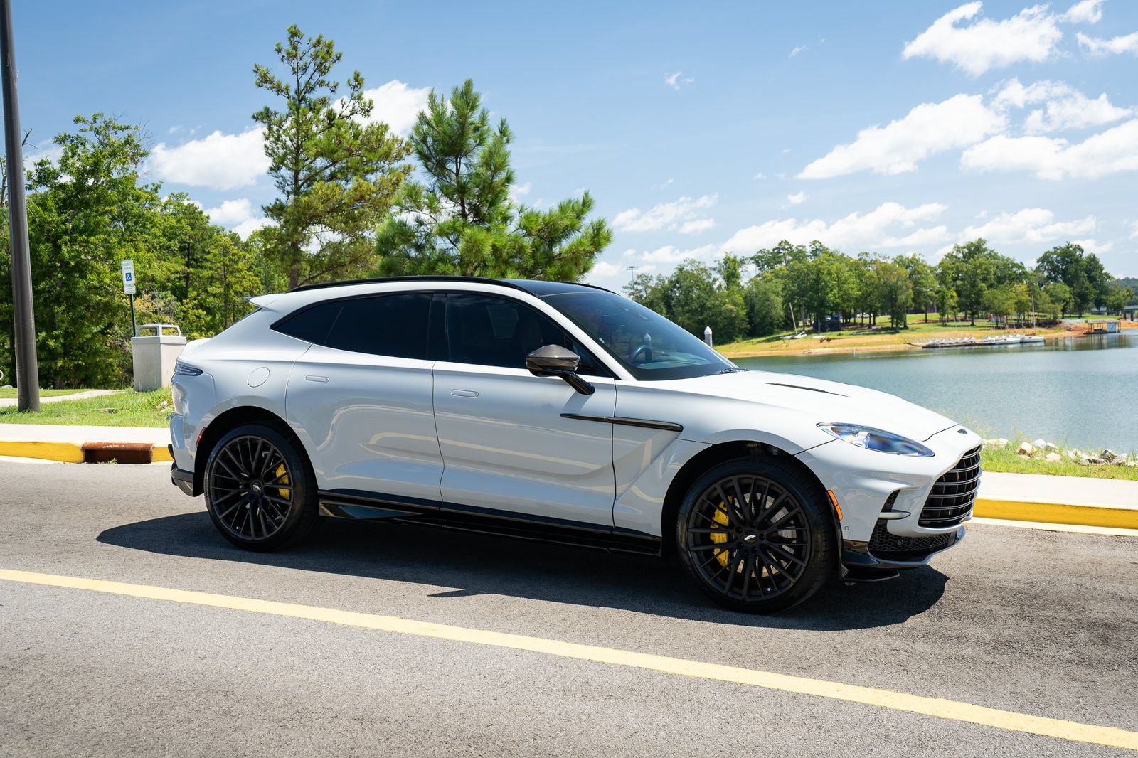 Used 2023 Aston Martin DBX 707 AWD/4WD image 31