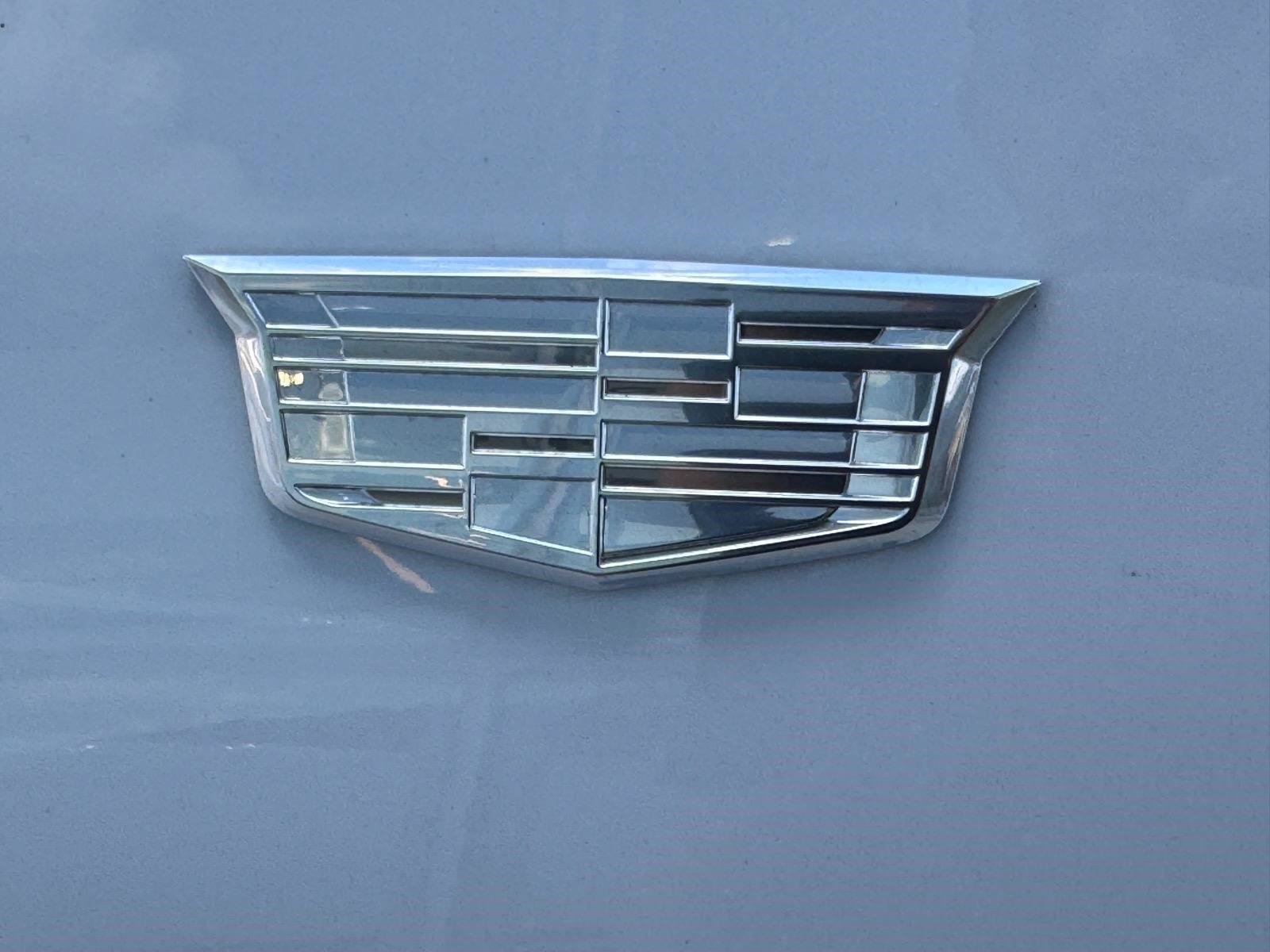 Used 2026 Cadillac Escalade Luxury w/ Touring Package AWD/4WD image 16