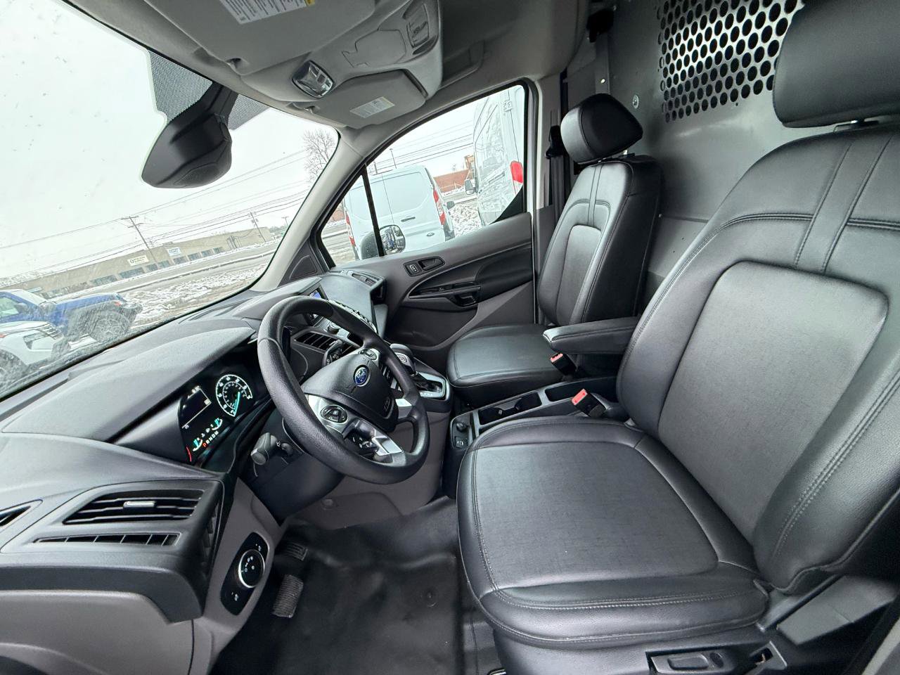 Used 2022 Ford Transit Connect XL image 14