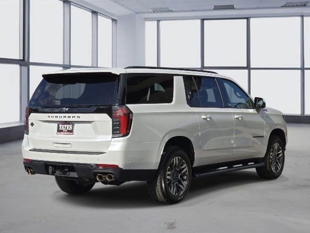 Used 2025 Chevrolet Suburban Z71 image 6
