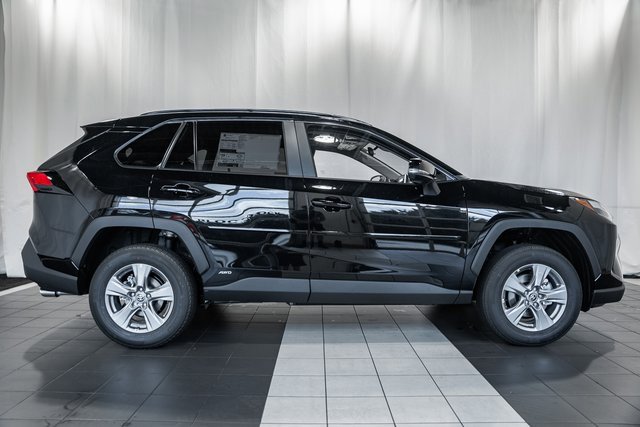 New 2025 Toyota RAV4 XLE image 3