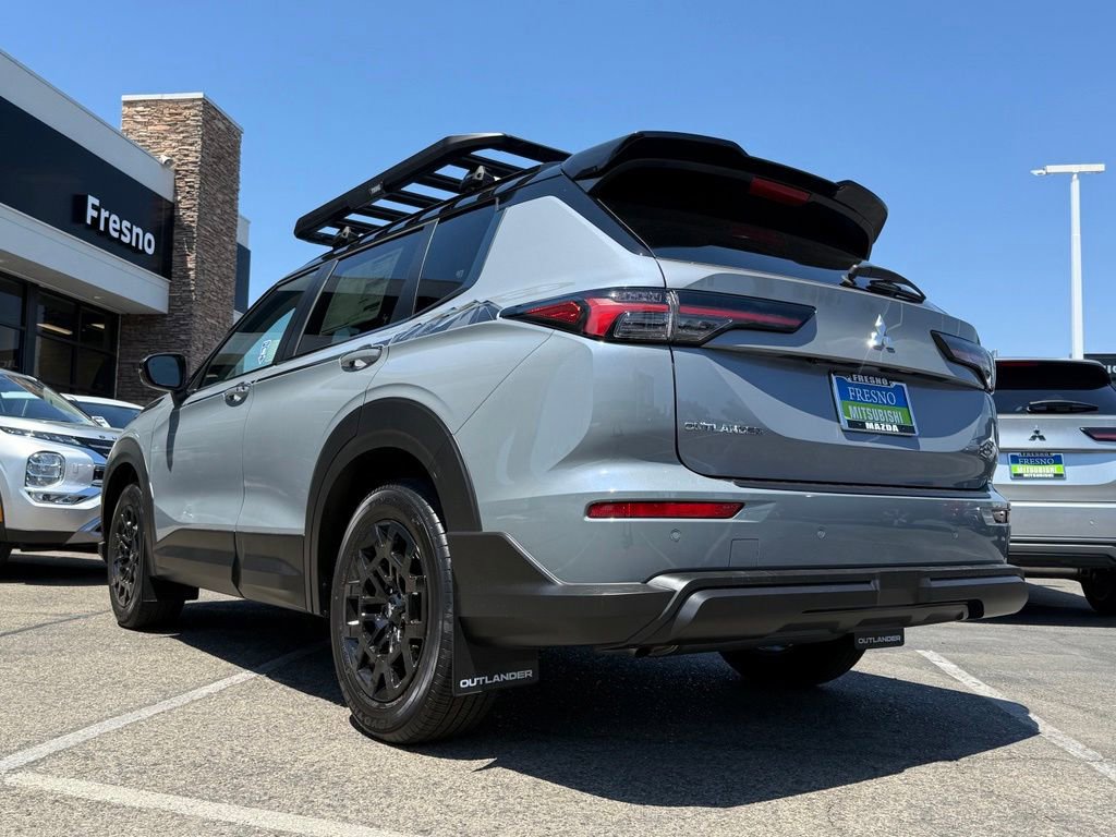 New 2026 Mitsubishi Outlander AWD image 8