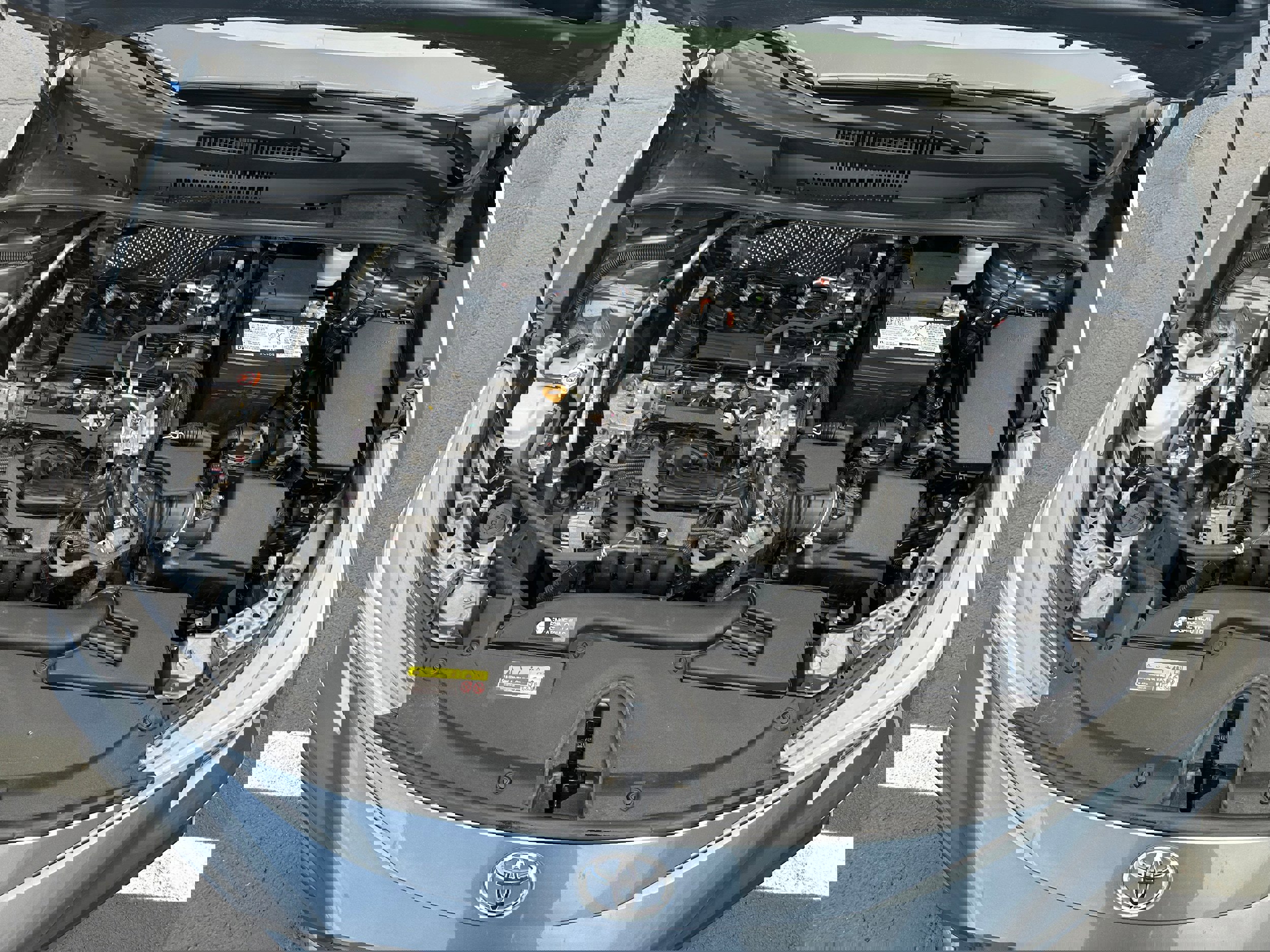 Used 2023 Toyota Corolla SE image 9