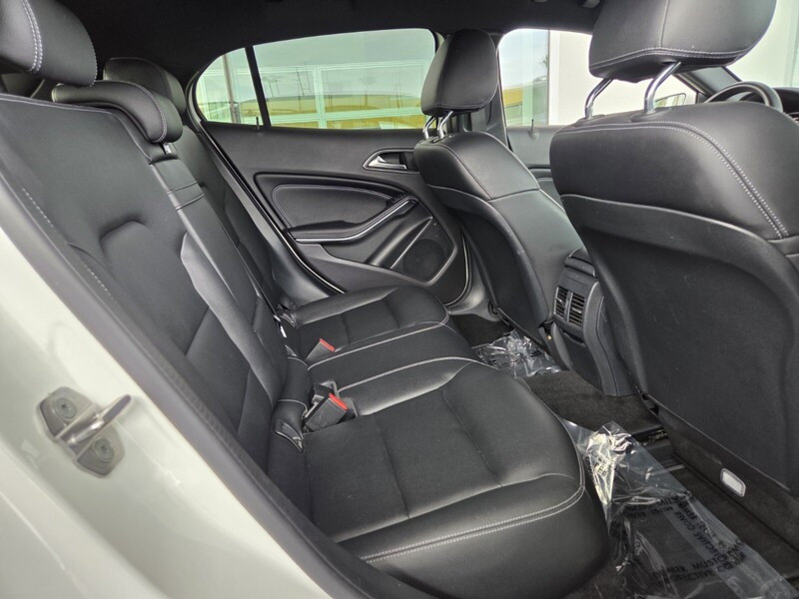 Used 2020 Mercedes-Benz GLA 250 4MATIC image 18
