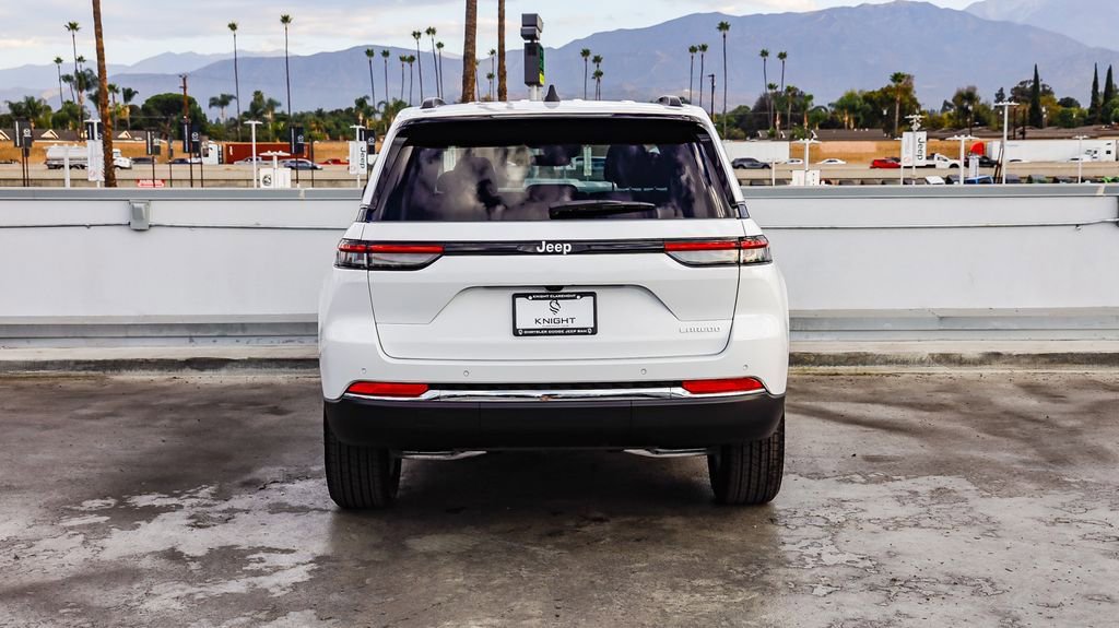 New 2025 Jeep Grand Cherokee Laredo X w/ Luxury Tech Group I image 8