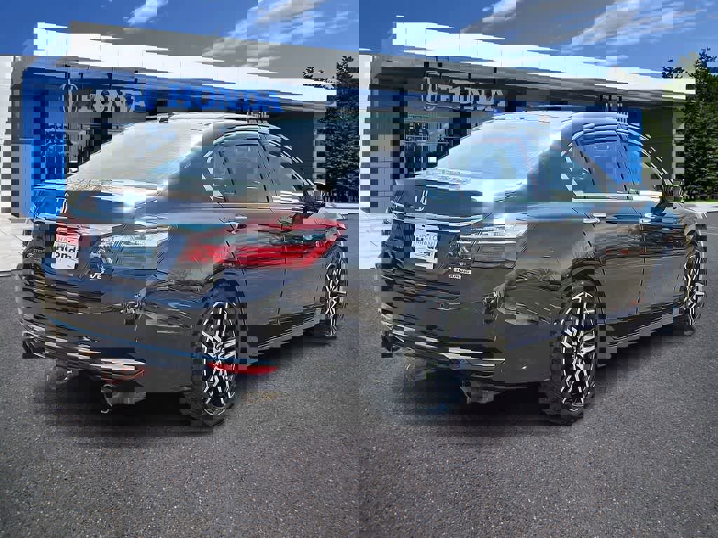 Used 2016 Honda Accord Touring image 24