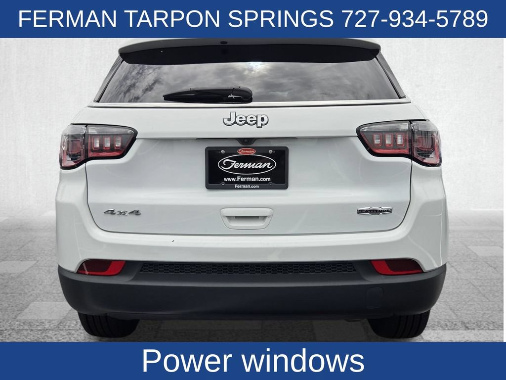 Used 2024 Jeep Compass Latitude AWD/4WD image 11