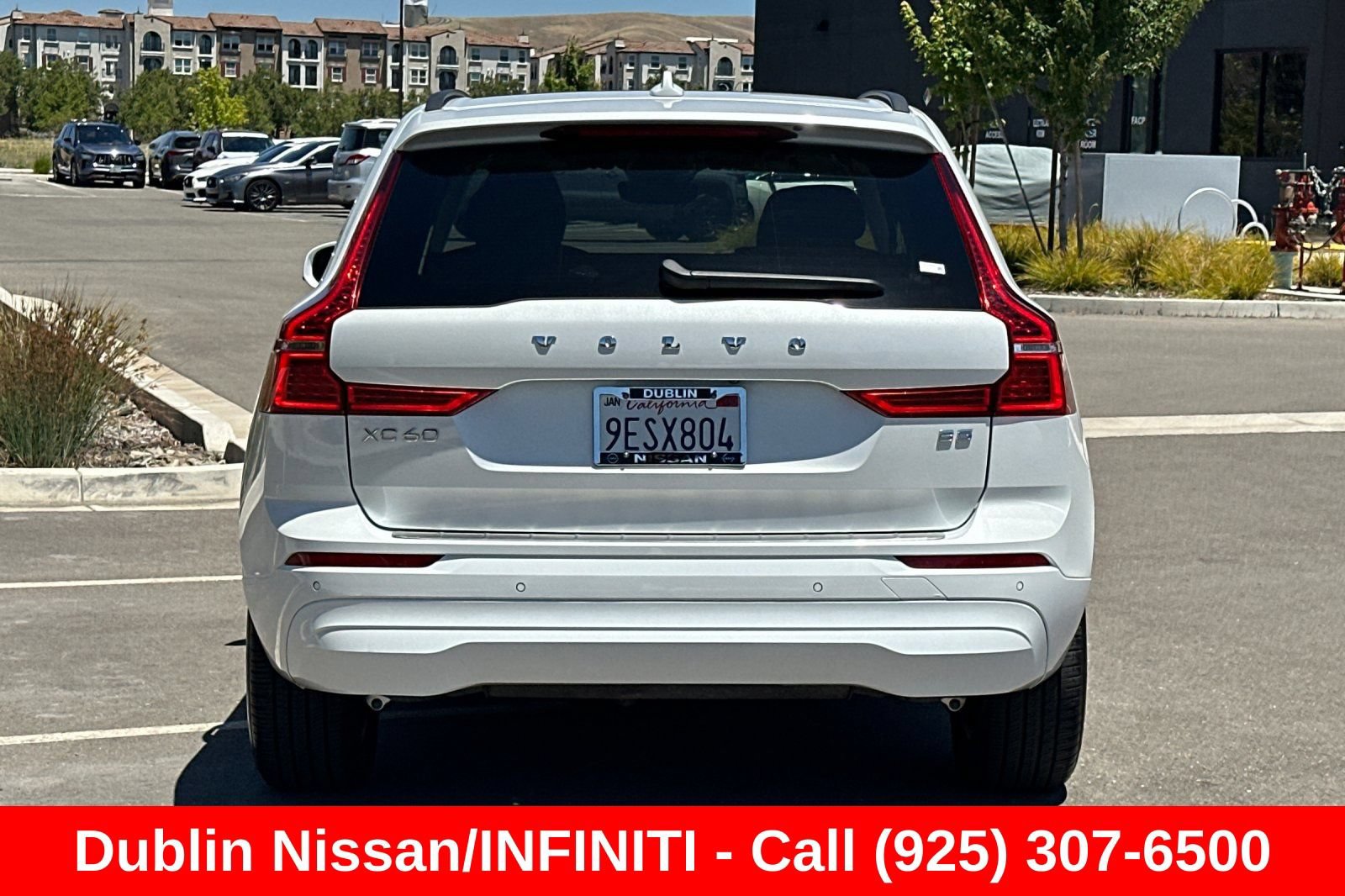 Used 2023 Volvo XC60 B5 Core w/ Protection Package Premier FWD image 5