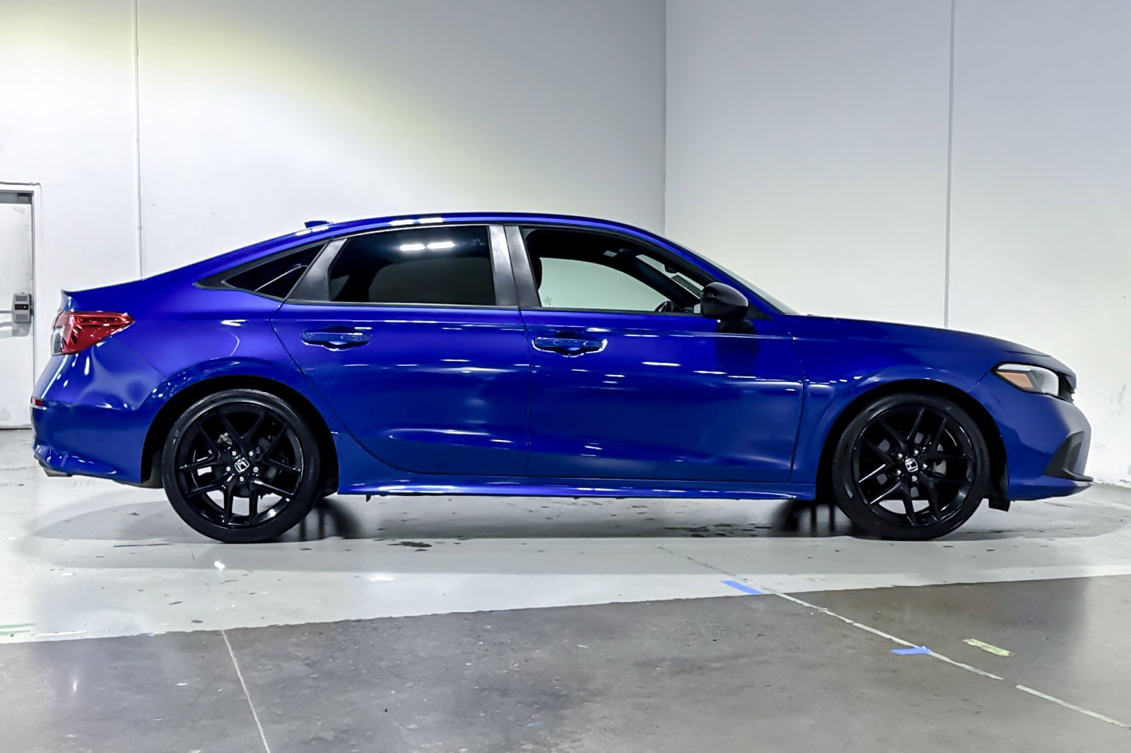 Used 2023 Honda Civic Sport image 7