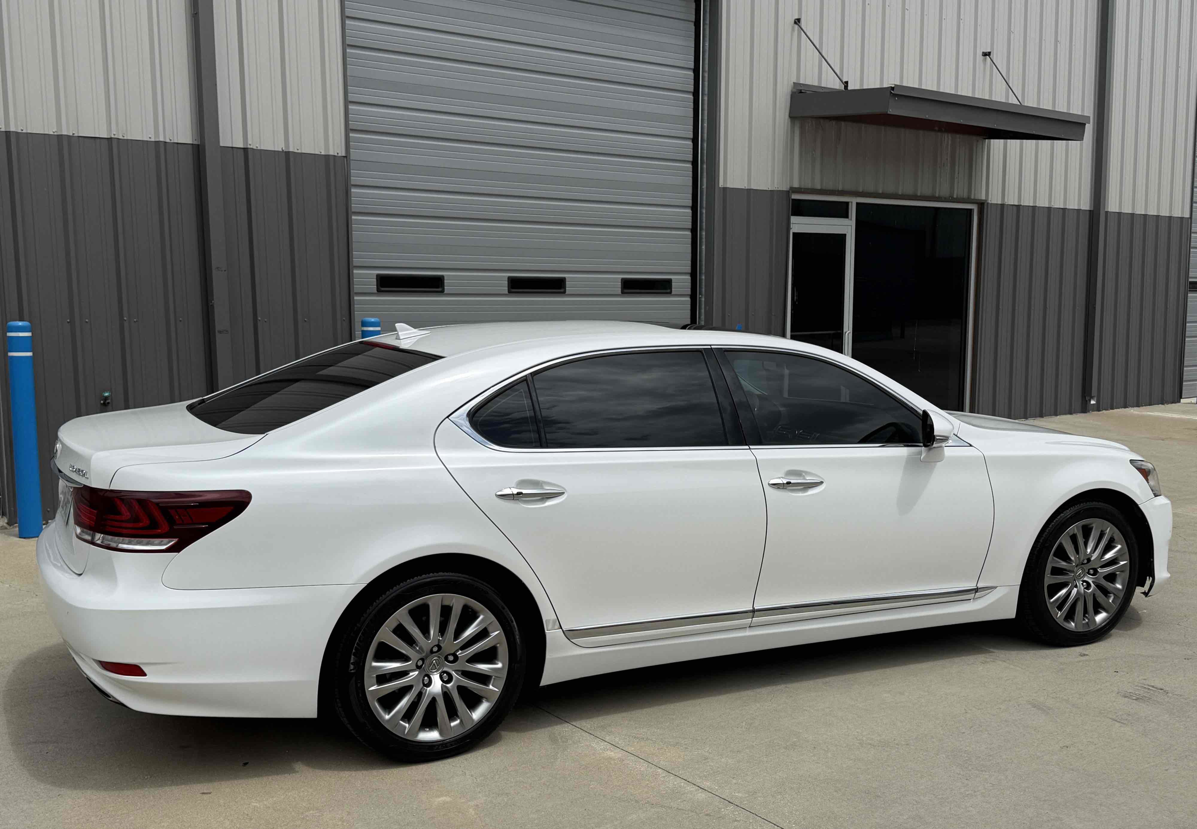 Used 2013 Lexus LS 460 L w/ All-Weather Pkg image 76